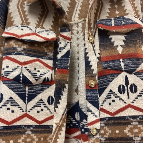 Winona Geo Print Shacket - Picture 3 of 5